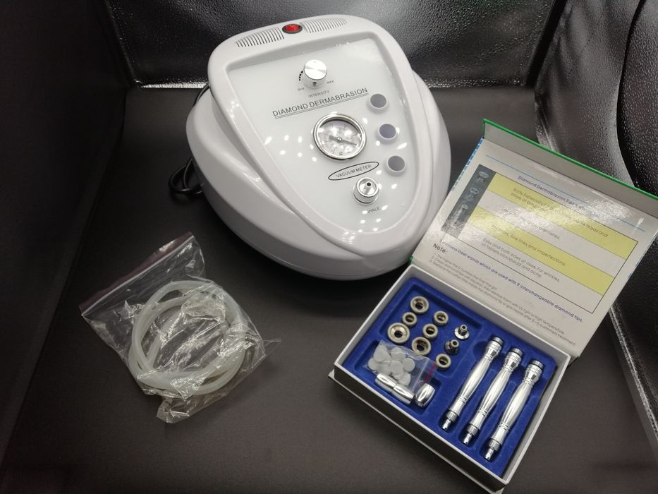 Mikrodermabrazja diamentowa - B15-BE011A