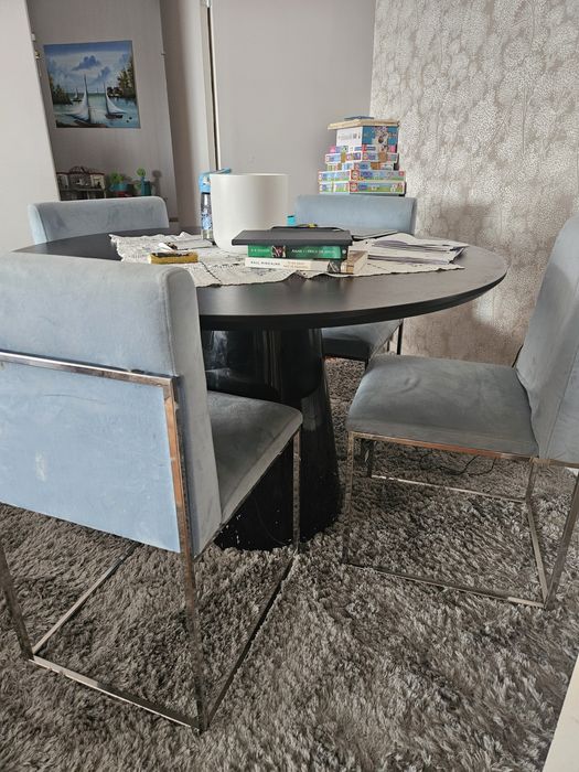 Mesa redonda + 4 cadeiras sala