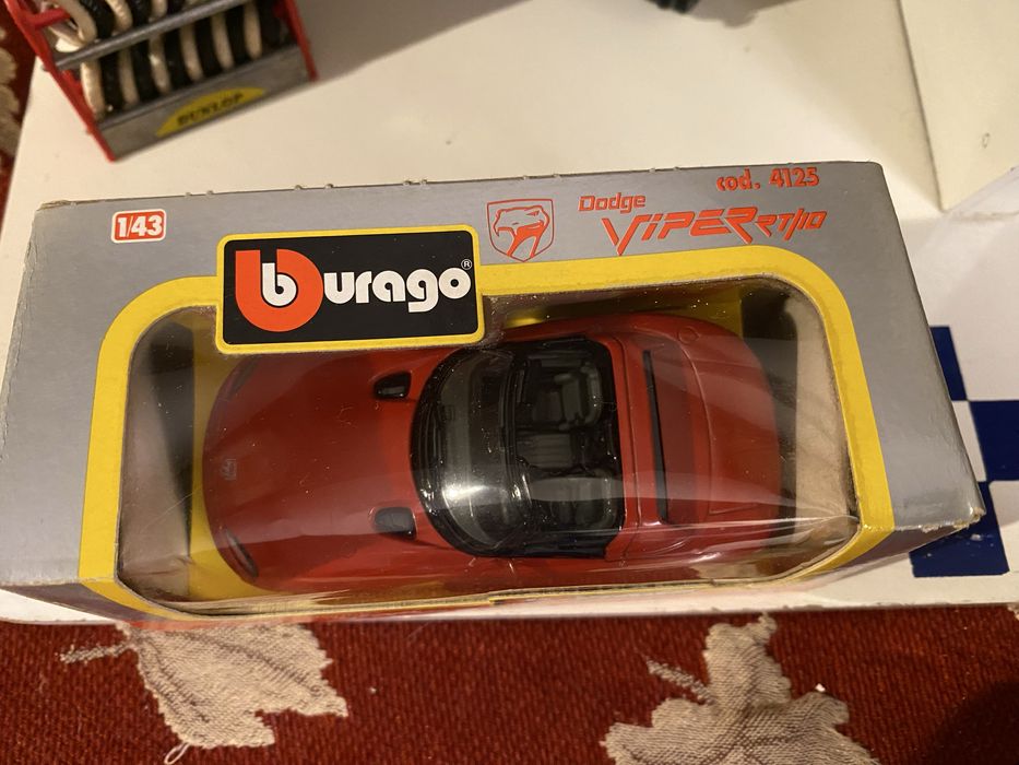 Dodge Viper R/T 10 1/43 Burago