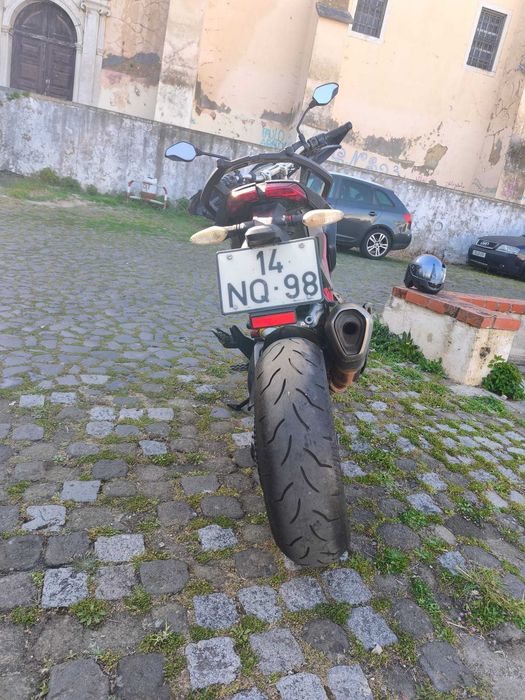 Ducati Hypermotard 821  (Modelo 2013-15) Revisao total efectuada com fatura