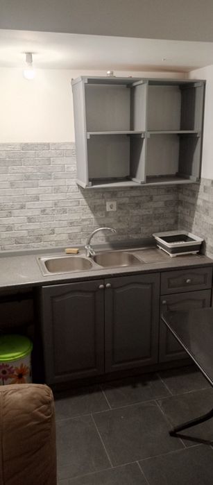 Продаю комерційне фасадне приміщення 95 м2   під офіс, салон краси, ма