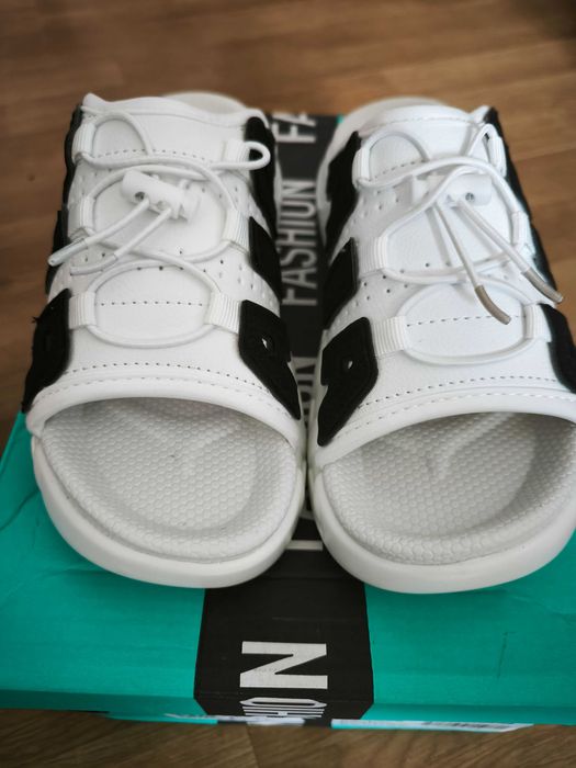 Modne klapki damskie ala Nike