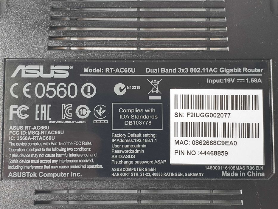 WI FI роутер ASUS RT-AC66U AC1750 Gbs USB  2.4 GHz 5 GHz комплект