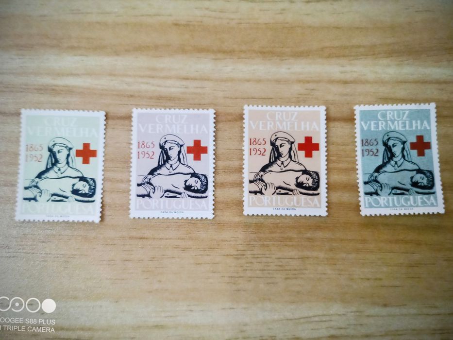 Selos Postais muito raros (Cruz vermelha portuguesa)