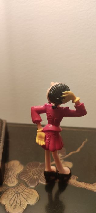 Olívia Palito em PVC