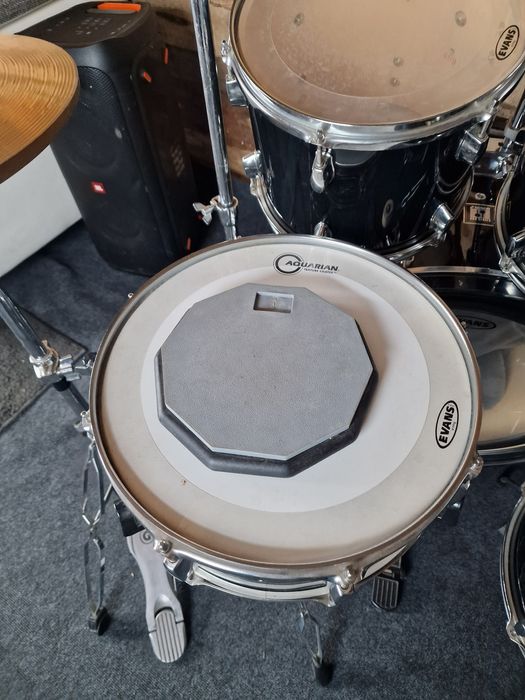 Perkusja Sonor 503 + talerze Paiste , werbel i pedal – super stan