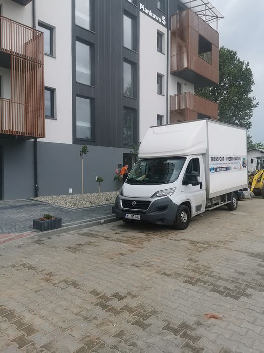 Przeprowadzki. Utylizacja starych mebli. Transport. Sprzątanie garaży,