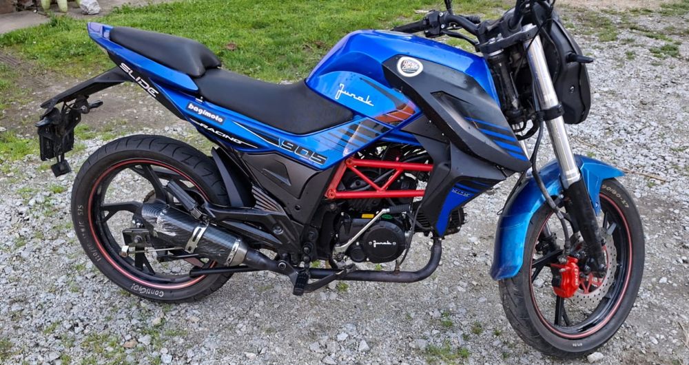 Motor Junak 905f 2019
