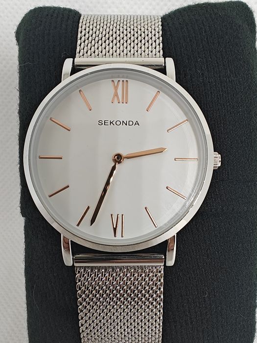 Relógio Sekonda Minimalista em Aço Prateado