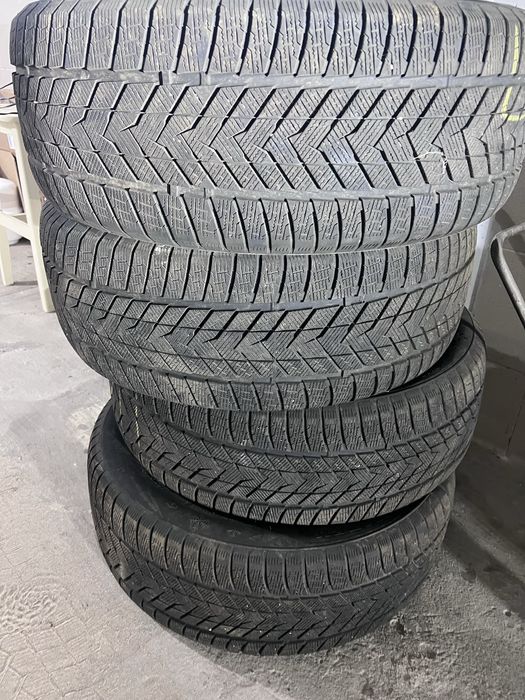 Зимняя резина 275/50/21