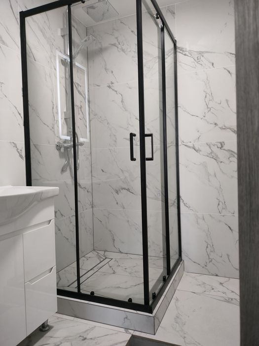 Плиточні роботи, вода,каналізація, електропроводка..