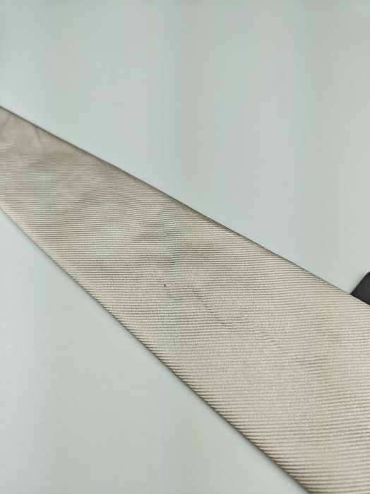 Hugo Boss Srebrny szary czarny jedwabny krawat gładki wrz39