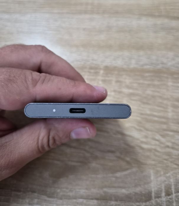Samsung T7 Portable SSD 1 TB (USB 3.2 Gen 2 - 1050 MB/s)