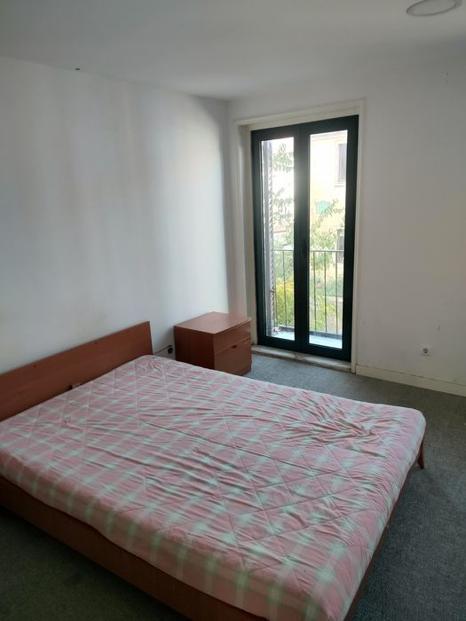 Casa moradia zona de Ramalde Porto