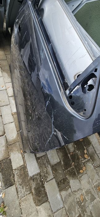 Porta frente direita Dacia Sandero II de 2012 a 2016