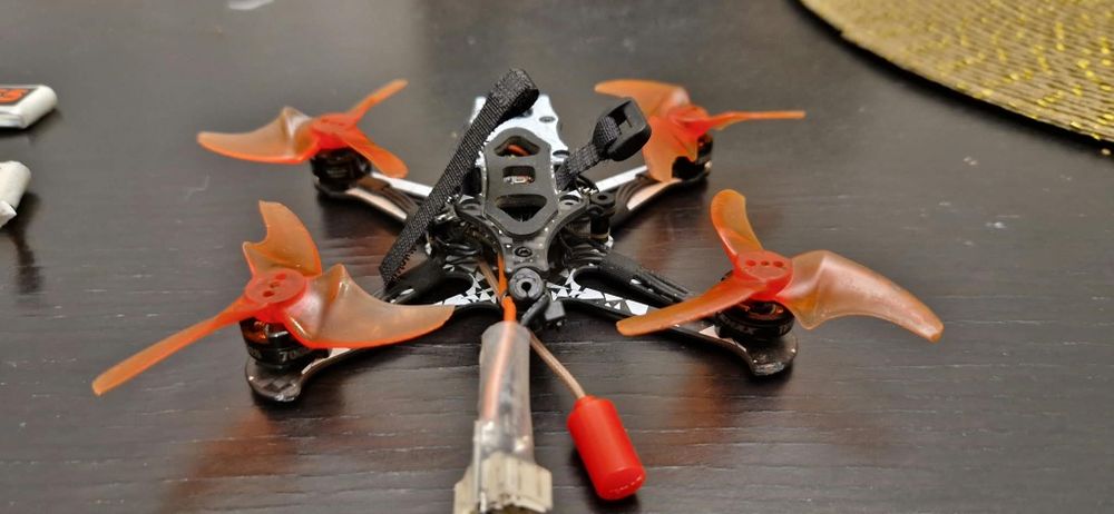 Dron tinyhawk 3 plus freestyle OPIS