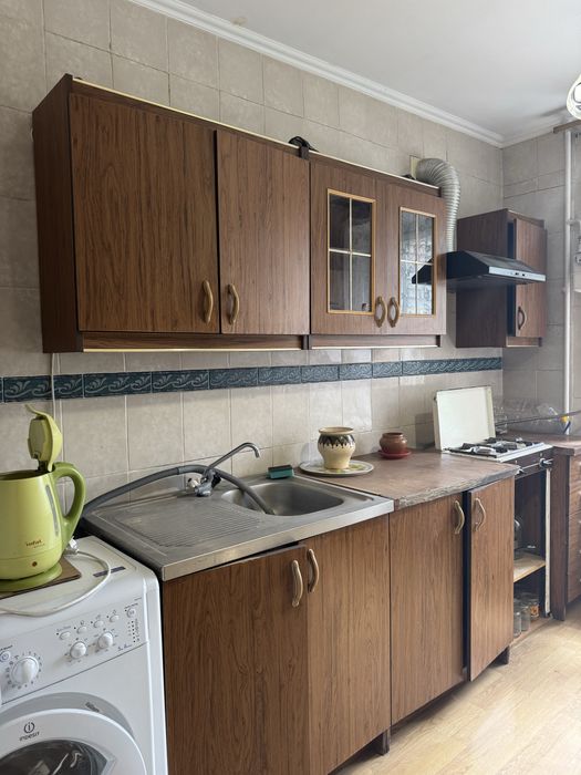 Продаж 4 кім квартири на 2 поіерсі р-н 3 школи