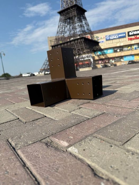 Зʼєднувач кутовий для бруса під кутом 90" градусів