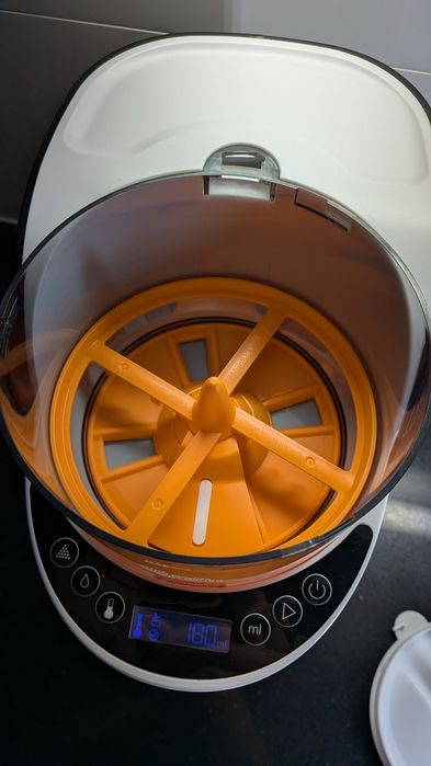 Preparador de biberões - BabyBrezza