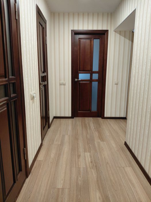Продаж видової 3-х к. квартири
