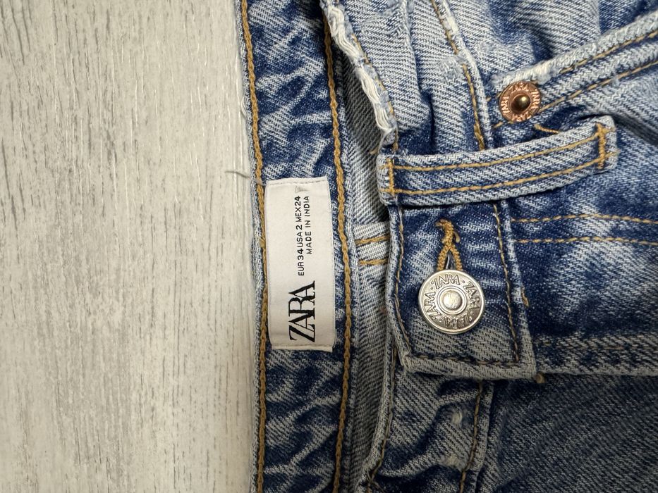 Женские шорты Zara