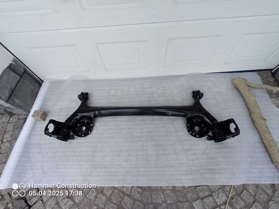 Yaris Cross Oś Tylna