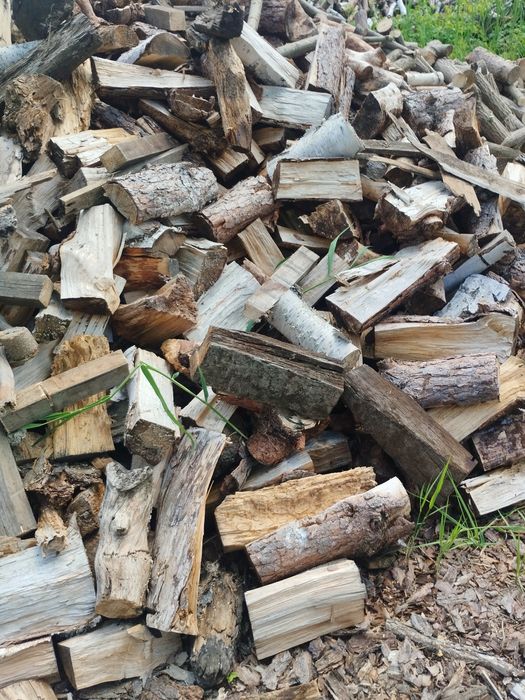 Drewno opałowe suche