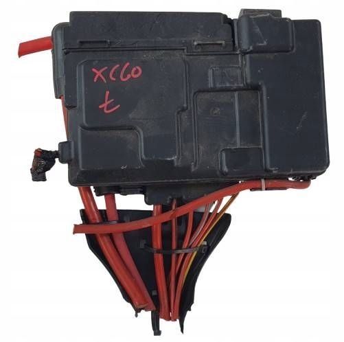 volvo xc60 1 i lift skrzynka bezpieczników moduł