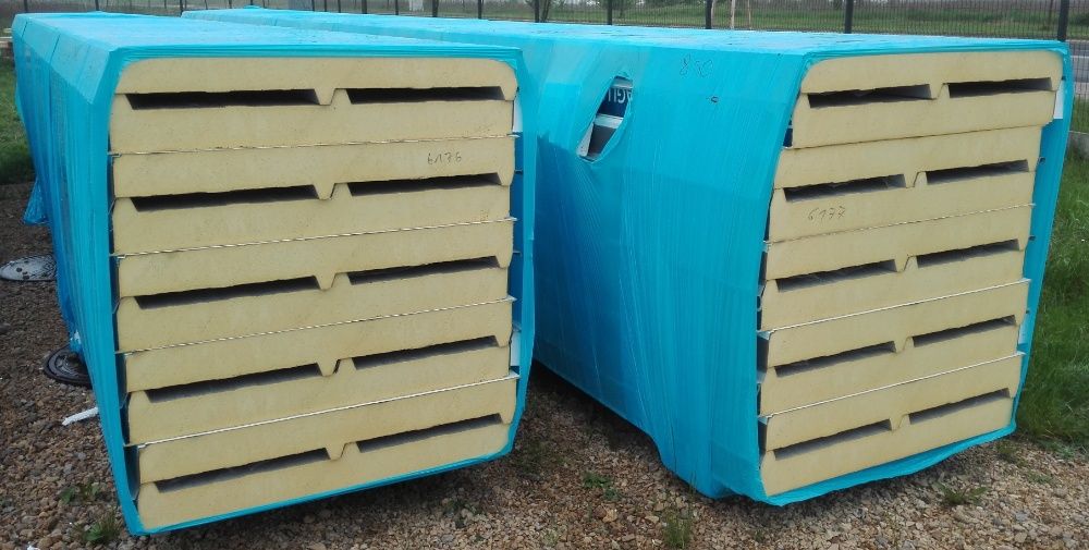 Płyta warstwowa dachowa obornicka płyty warstwowe ścienne 100 PIR