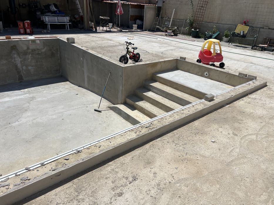 Construçao de piscinas em bloco estrutural