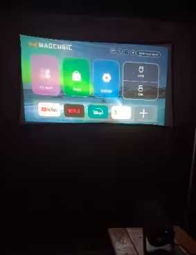 Przenośny Projektor Smart Android TV WiFi 4K FULL HD Rzutnik Głośnik