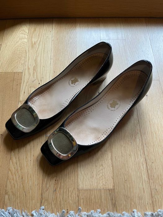 Sprzedam buty skórzane lakierowane włoskiej marki Nebuloni, r.41