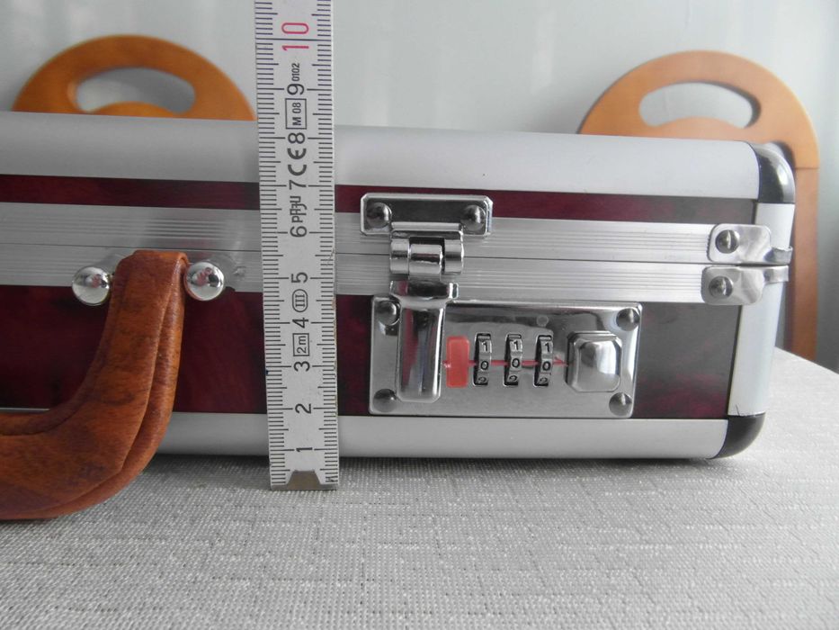 Zestaw noży w walizce EDELSTAHL ROSTFREI 24 elementy