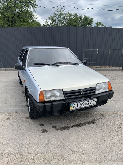 ВАЗ 2109.
