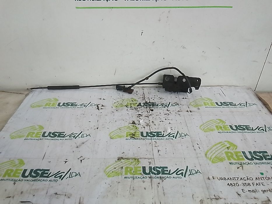 Fecho do Capot VOLKSWAGEN Golf V (1K1)