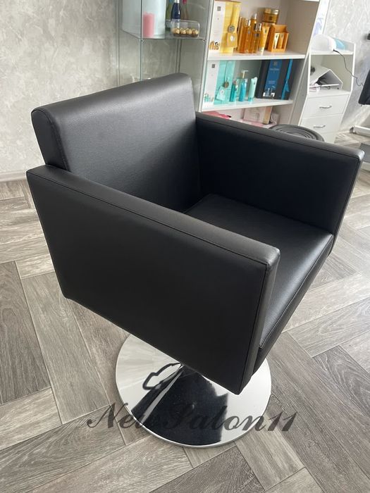 Парикмахерское кресло Квадро!бесплатная доска