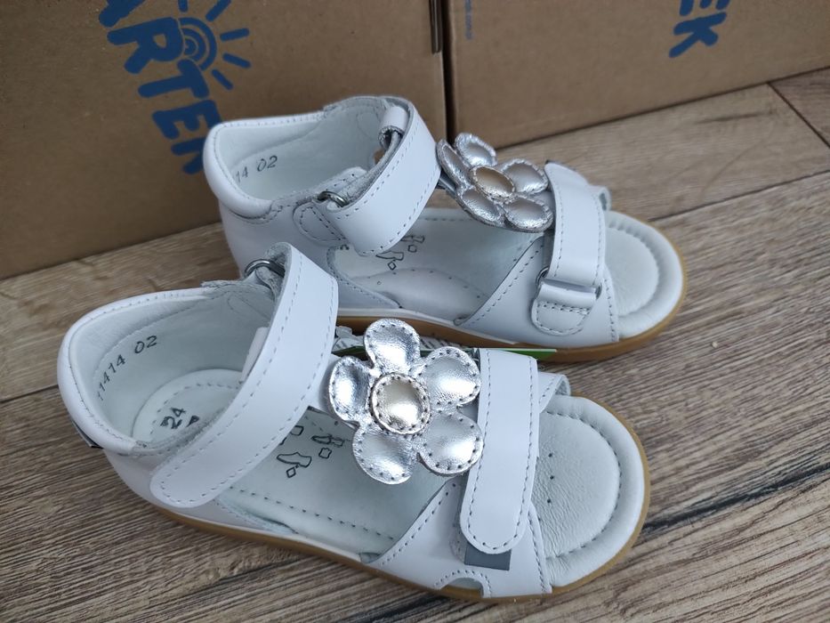 Sandały skórzane Bartek 25