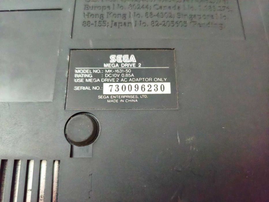 Sega Megadrive 2 com Jogo