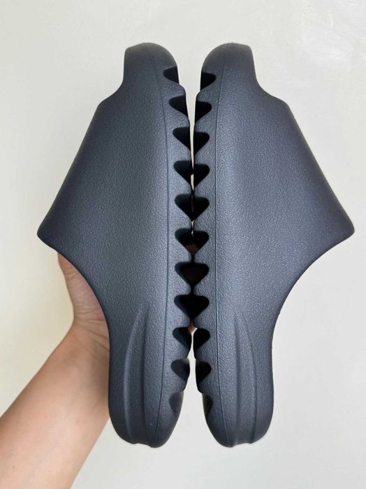 Yeezy_Slide_Onyx R.42