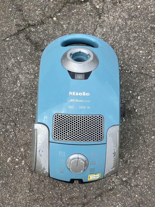 Odkurzacz workowy Miele S4