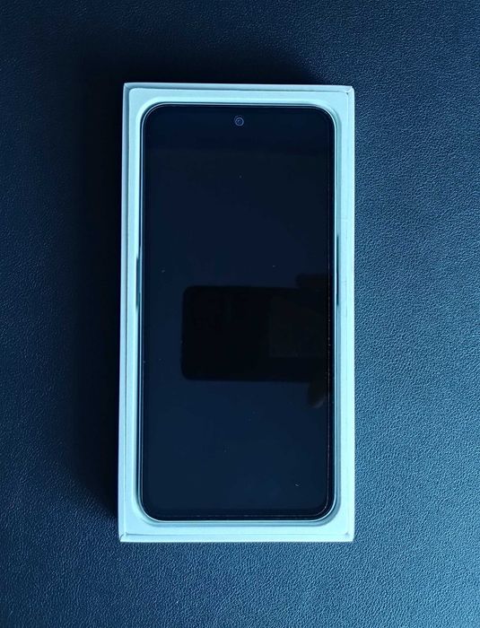 CMF Phone 1 by Nothing – 8 GB RAM / 128 GB