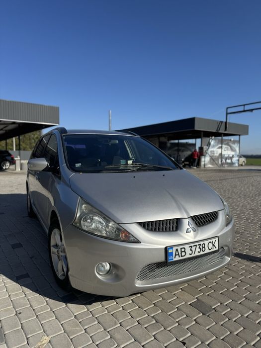 Продам Mitsubishi grandis
