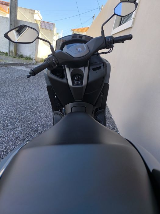 Yamaha Nmax 125 com garantia