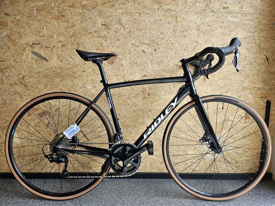 Nowy RIDLEY FENIX sla rower szosowy szosa Shimano 105 disc