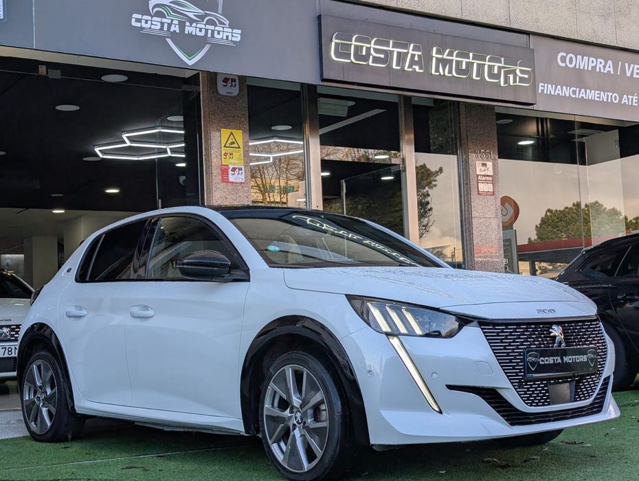 Peugeot e-208 GT Pack