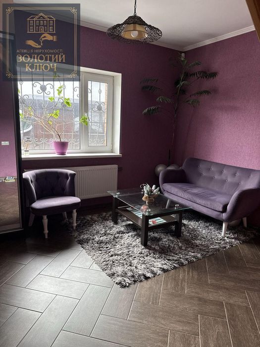 Продам двоповерховий будинок