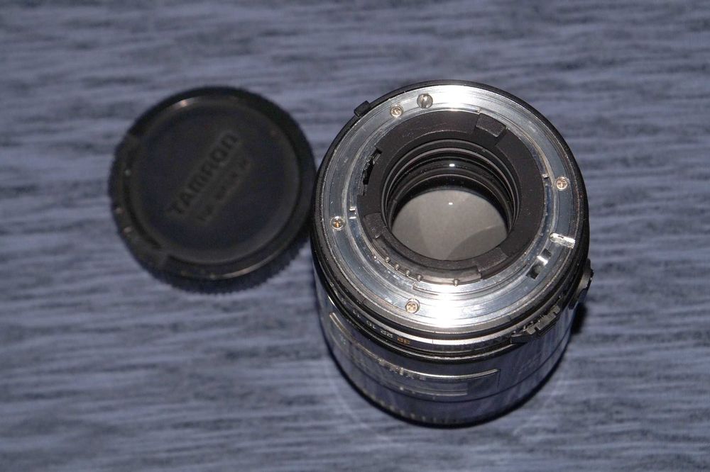 Tamron AF 90mm f/2.5 Macro / Nikon