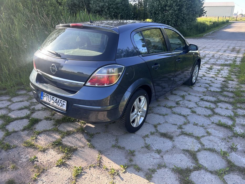 Sprzedam samochod Opel Astra H