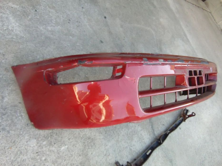 Toyota corolla liftback E100 para-choques