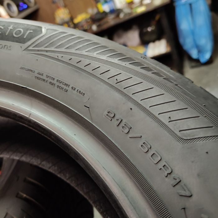 215/60/17 XL Goodyear z 2025 roku